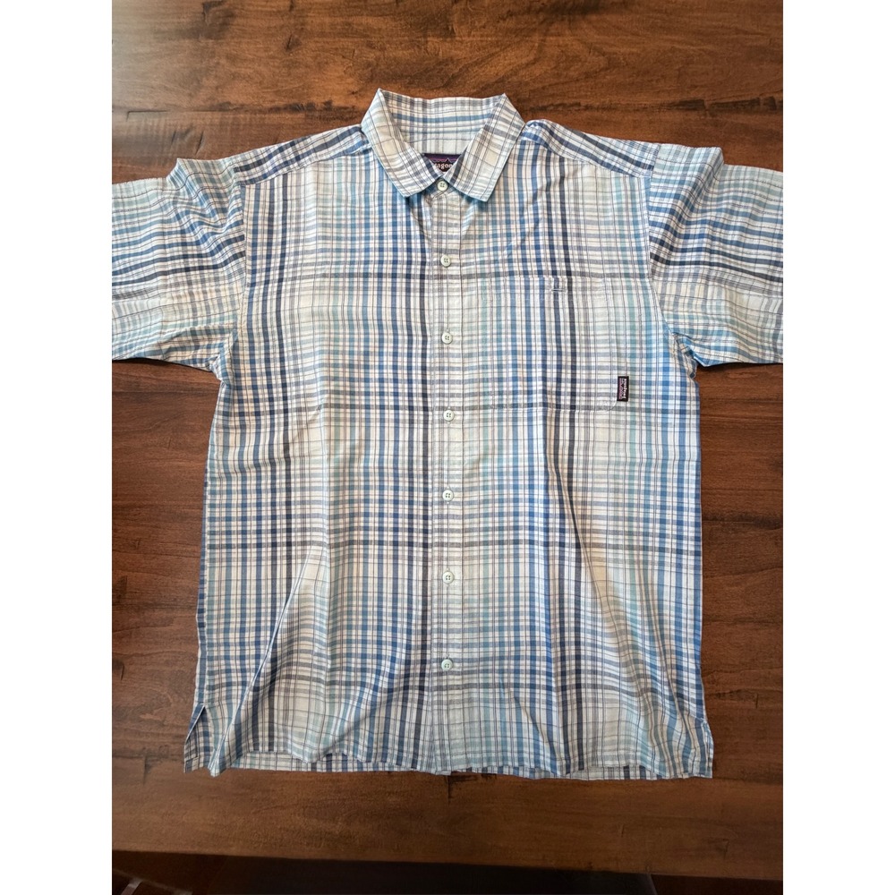 Patagonia Mens Blue Plaid Short Sleeve Button Down Shirt Hiking Outdoor Large